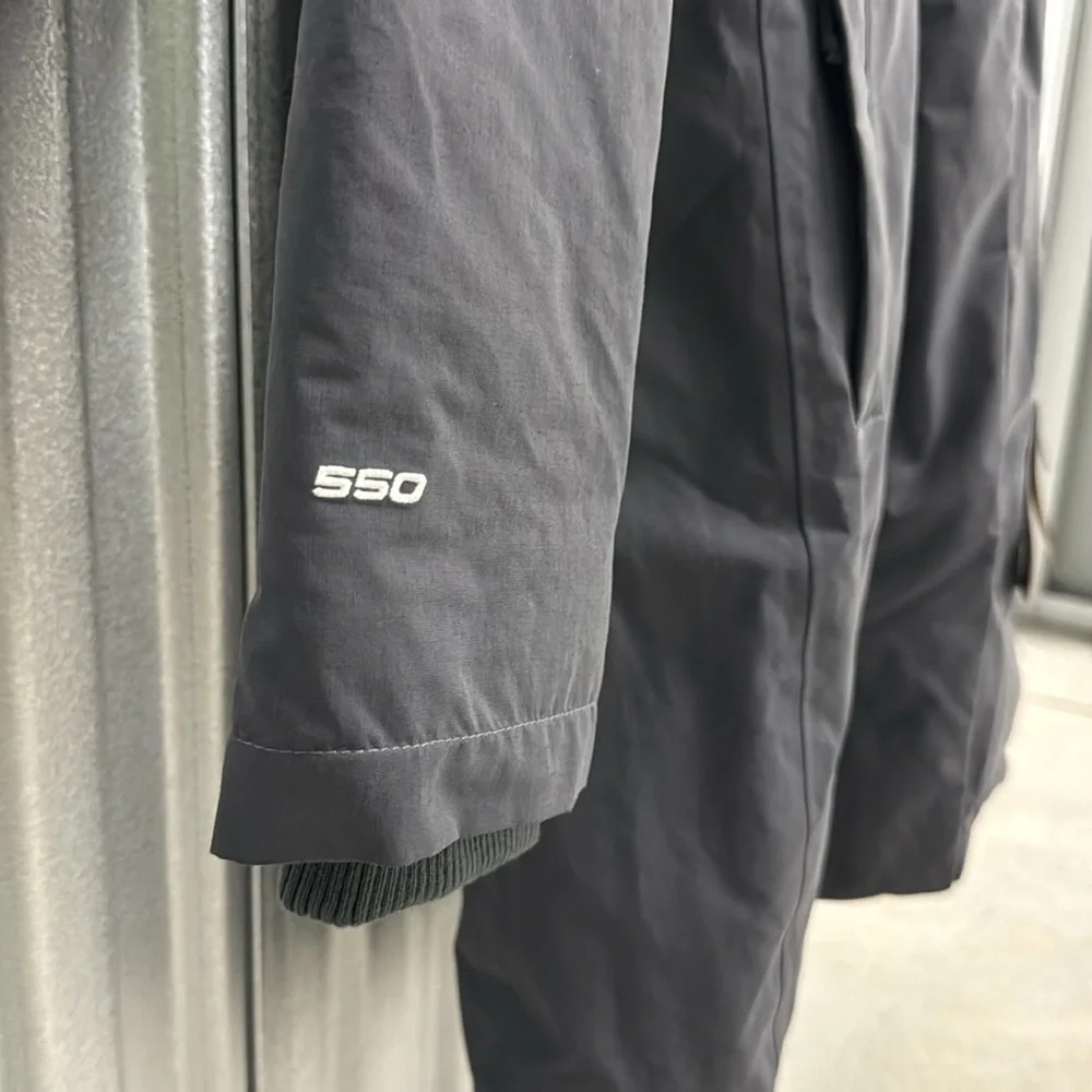 North face - Picture 9 of 16